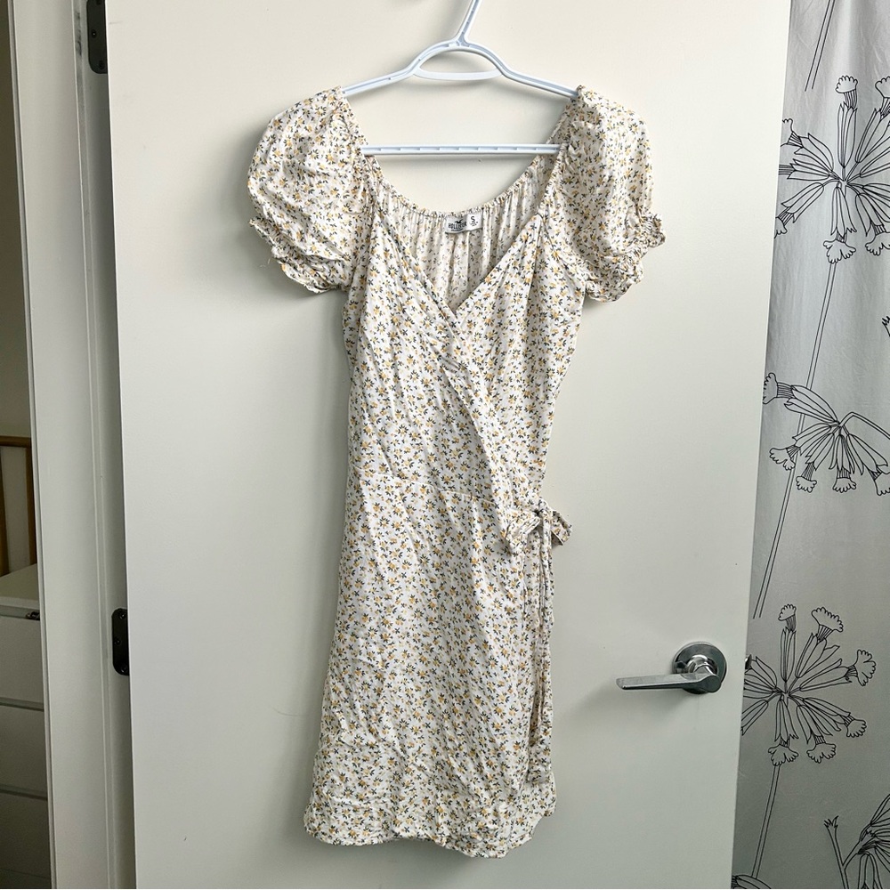 Hollister Floral Wrap Mini Dress (Size S)